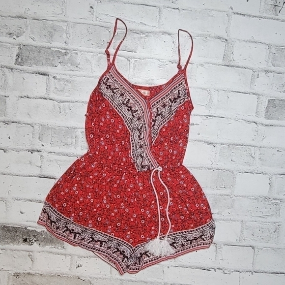 BAND of Gypsies Boho Romper - Picture 3 of 6